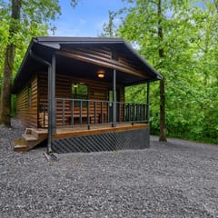 Bear Naked Cabin | Romantic Broken Bow Cabin with Hot Tub, Fire Pit & Pets
