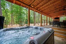 EZ Ridge Retreat | Broken Bow Lake Cabin with Hot Tub, Fire Pit & Pets - Image 2