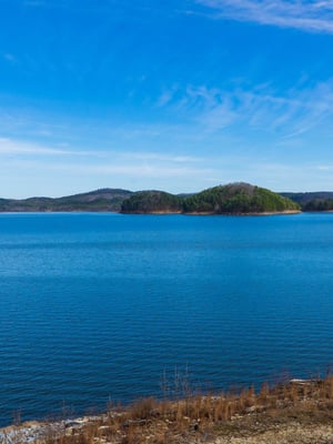 Broken Bow Lake
