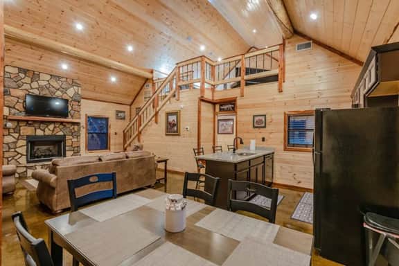 Chapparal Lodge | Secluded Broken Bow Cabin with Hot Tub, Fire Pit & Pets - Image 5