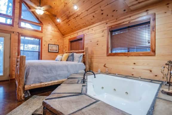 Heaven’s Edge Cabin | Pondside Broken Bow Cabin with Hot Tub, Fire Pit & Pets - Image 4