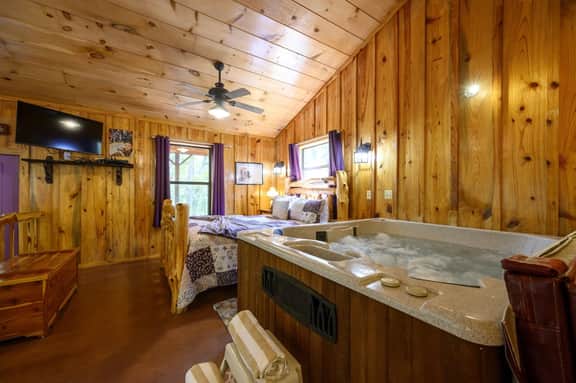 Lost In The Past Cabin | Indoor Hot Tub + Fireplace | Pet-Friendly Hochatown Cabin Near Broken Bow Lake & Beavers Bend - Image 2